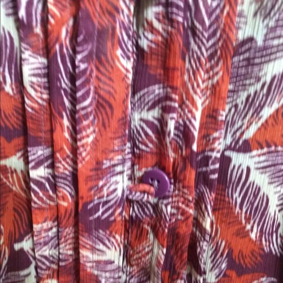 New feather pattern blouse - Picture 3 of 4